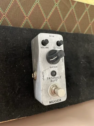 Pedal FUZZ Triangle Buff