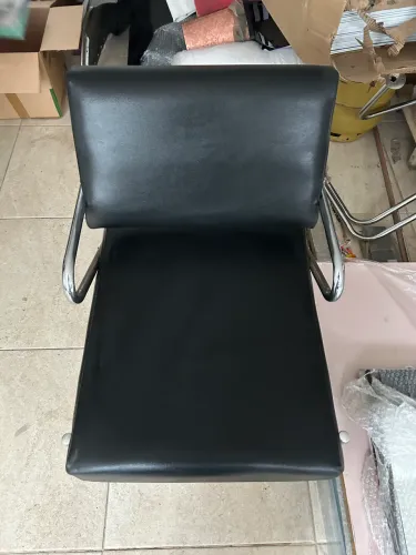 POLTRONA ESTOFADA PRETA KIT COM 2