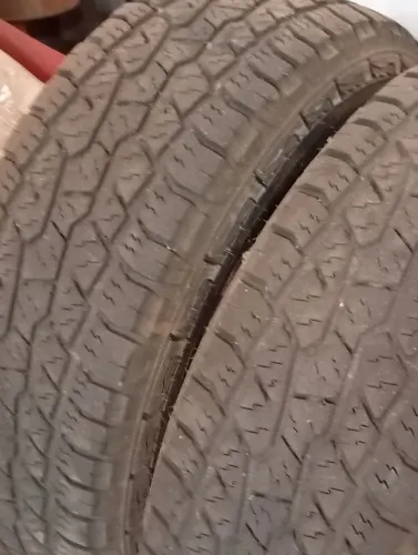 Pneu 265/65/17 para Caminhonete