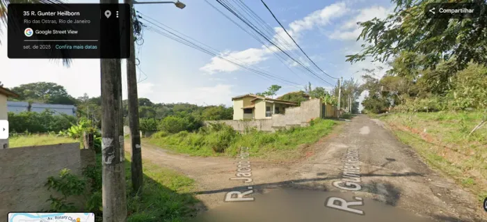 Terreno de esquina com 525m² em Costa Azul