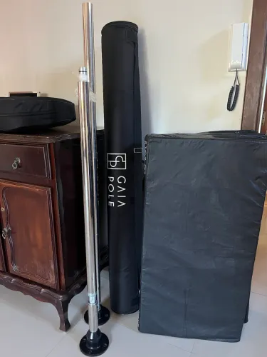 Barra de pole dance nova, nunca utilizada!