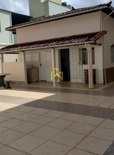 Casa independente na cidade de Piranga