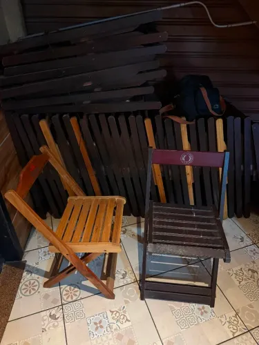 CADEIRAS PARA BARZINHO OU ESPETINHO.