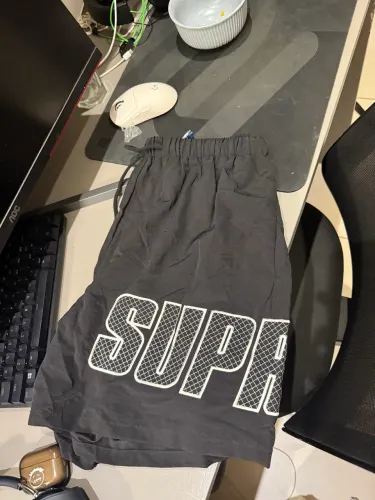 Short supreme