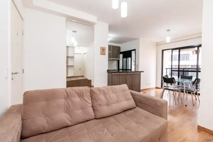 Apartamento 2 quartos para alugar no Cristo Rei.