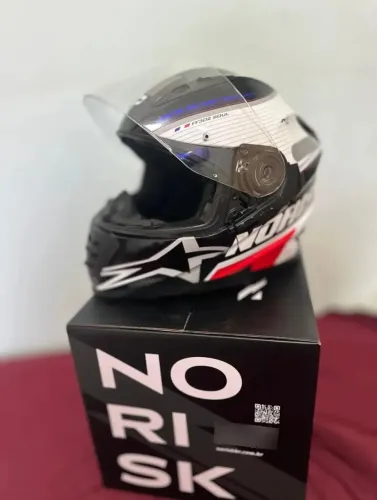 Capacete norisk França