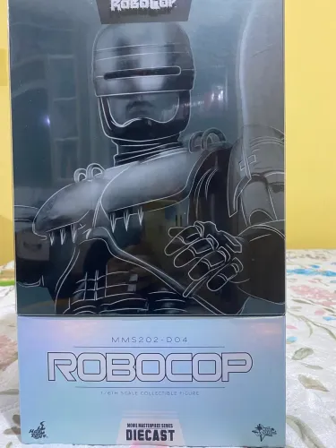 Robocop hottoys diecast