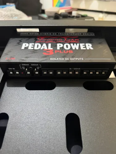 Voodoo Lab PedalPower 3 PLUS Fonte de alimentação