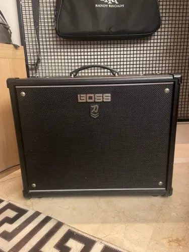 Amplificador guitarra Boss Katana mk2 100w