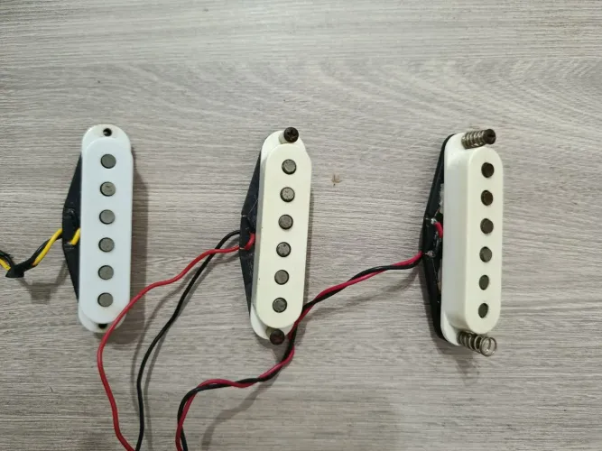 Captadores Fender Texmex e Squier Vibe 50's