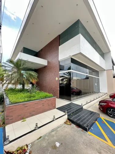 Disponível para LOCAÇÃO no Vieiralves R$ 40.000 com 460m² - Manaus - AM