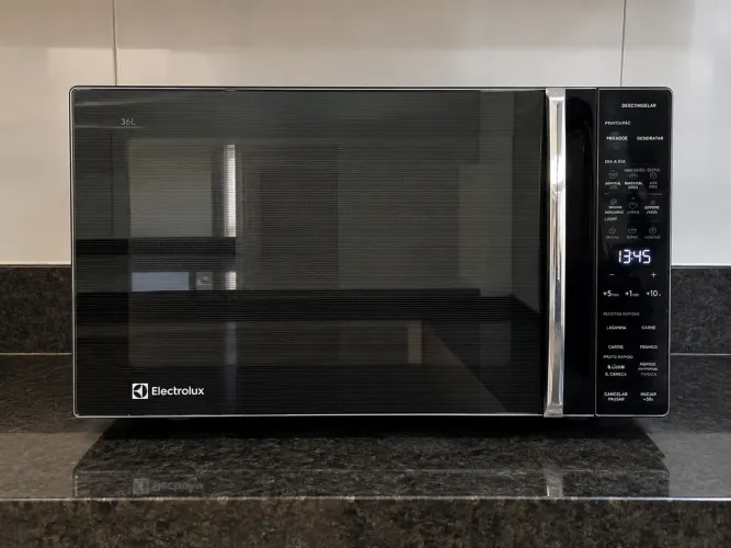 Micro-ondas de Bancada Electrolux Efficient 36L
