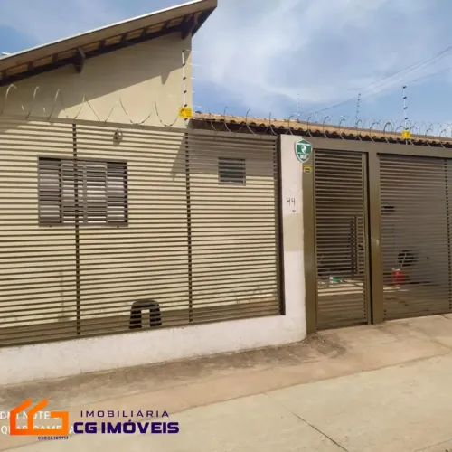 Casa á venda com 3 quartos sendo 1 suíte no Parque Iguatemi em Campo Grande - MS