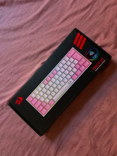 Teclado Redragon Anivia Rosa