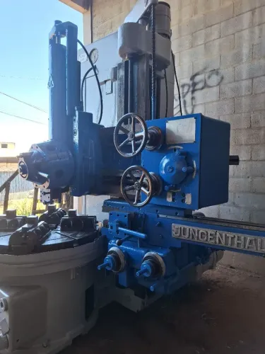 VENDO TORNO VERTICAL