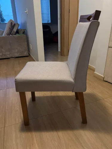 Vendo conjunto de cadeiras madeira maciça