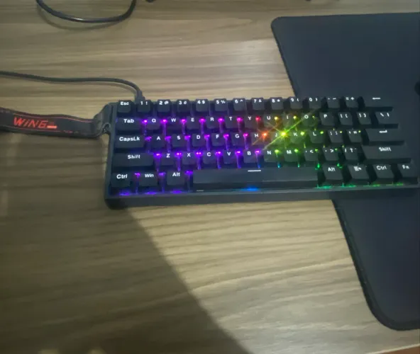 Teclado magnético Aula win60 he