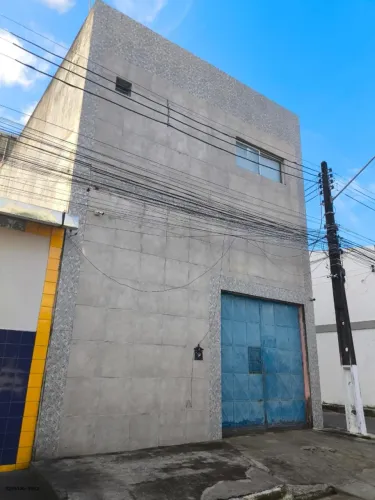 Galpão para Venda em Maceió, Ouro Preto/Serraria, 3 dormitórios, 2 suítes, 3 banheiros, 3 