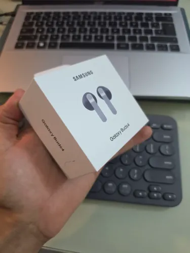 Galaxy Buds 4 LACRADO!
