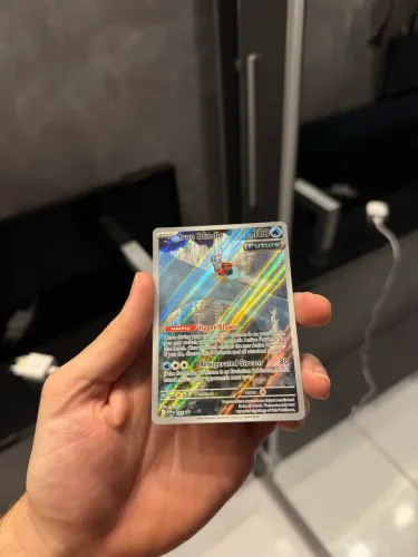 Iron Bundle (Pacote Férreo) POKÉMON 066, da coleção Scarlet & Violet Black Star Promo