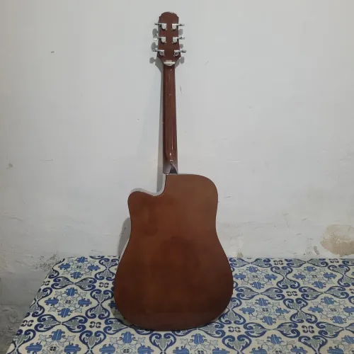 VENDO ESSE VIOLÃO CRAFTER MUITO BOM CORDAS DE AÇO ..MEU WHATSAPP *