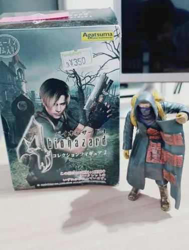 Action Figure Biohazard 4 Mercador oficial Capcom Agatsuma