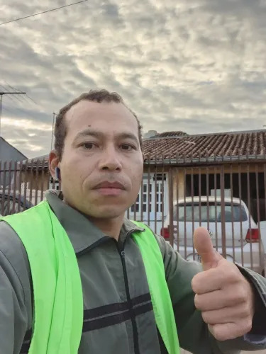 Ajudante de serviços gerais