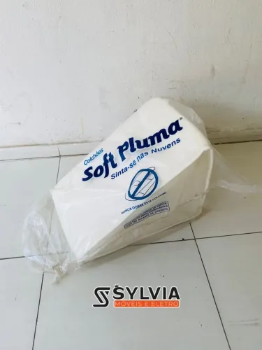 Suave encosto soft pluma