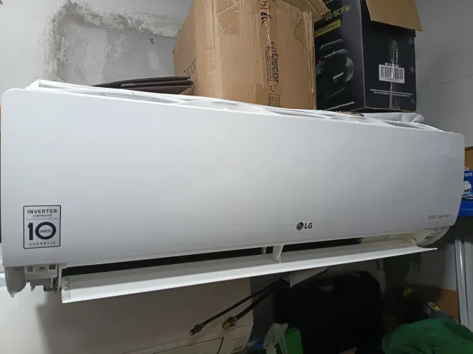 Vendo um ar condicionado da LG 127