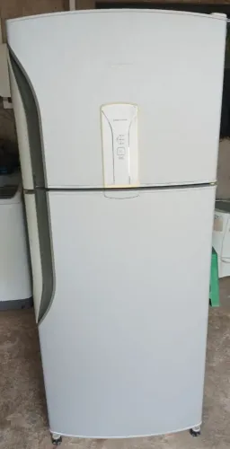 Geladeira Panasonic