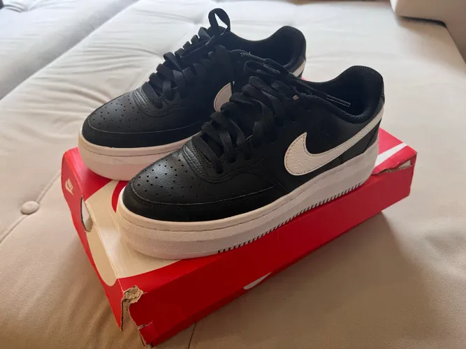 Nike Court Vision