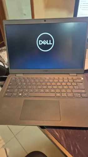 Notebook Dell Latitude 3420 | Intel i5 11ª Ger | 8GB RAM | SSD NVMe 256GB | Teclado Retroi