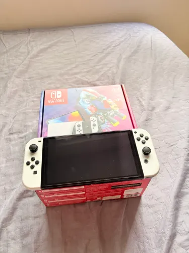 Nintendo switch oled 64gb