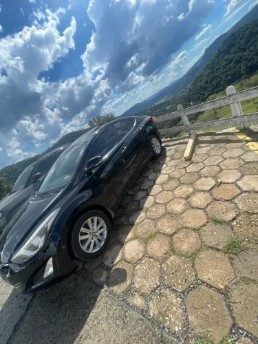 Hyundai Elantra GLS 2.0 16V Flex Aut. 2015