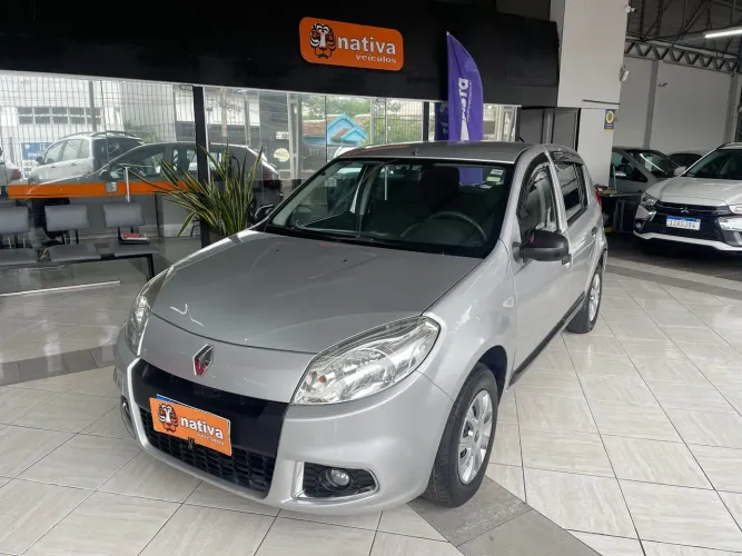 Renault Sandero Authentique Hi-flex 1.0 16V 5P 2012