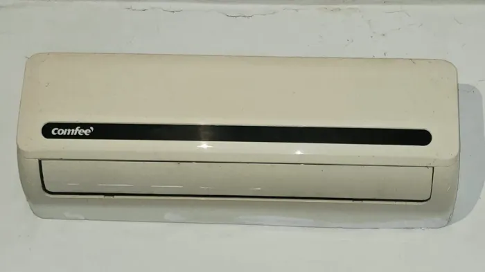 Ar condicionado Split 12.000 btus Funcionando perfeitamente nunca foi mexido.