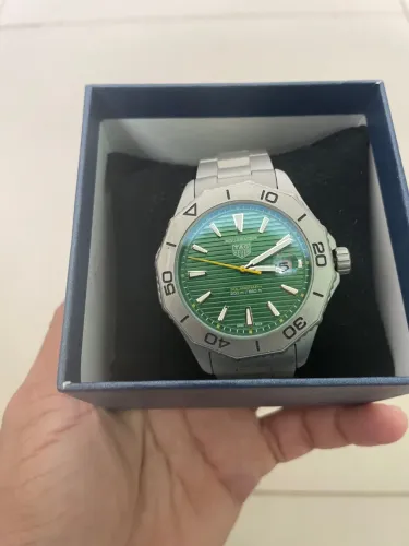 Tag Heuer / Aquarecer 300 