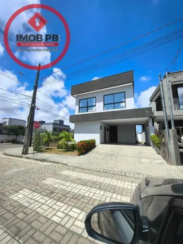 Imóvel para aluguel e venda possui 260 metros quadrados com 4 quartos
