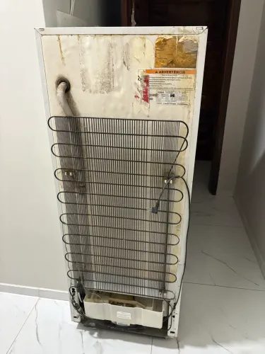 Vende-se geladeira 