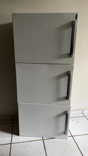 Armário multiuso
