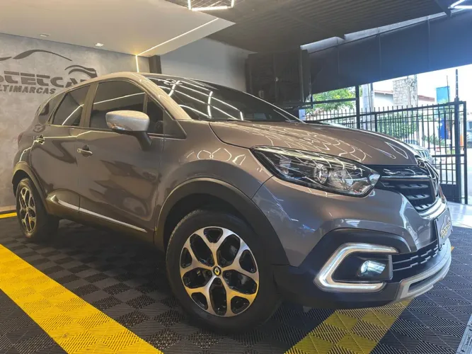 Renault Captur Intense 1.3 TB 16V Flex 5P AUT 2022