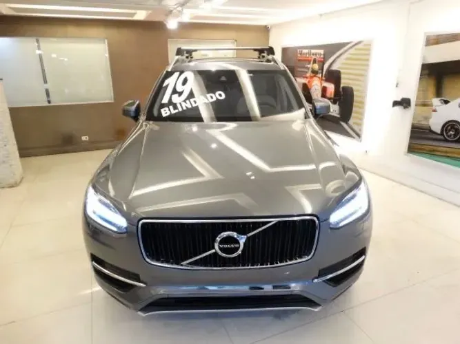 Volvo XC 90 T-6 Momentum 2.0 320cv 5P 2019