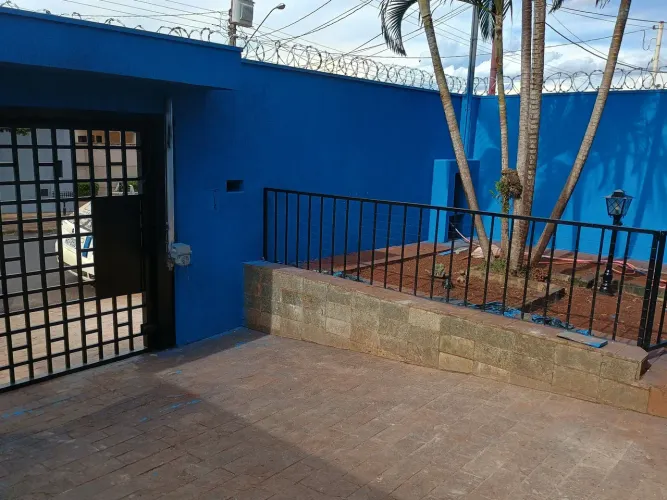 Vendo/Troco Lindo Sobrado Bairro Jd Palmares 