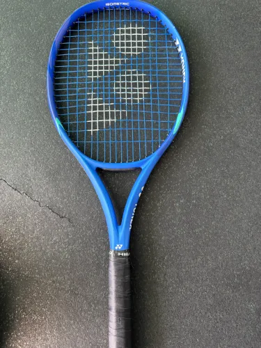 Raquete Yonex Ezone Ace 102 (260g) Original - Excelente Estado