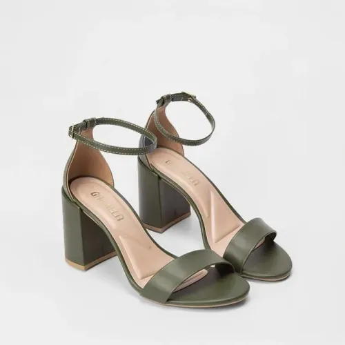 Salto bloco verde. Marca: Gabriela. Tam: 39