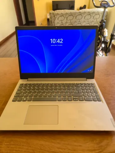 Notebook I5 12GB de Ram, 1TB de armazenamento + 512de SSD