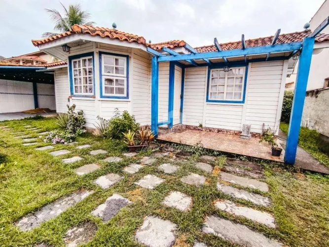 Casa com 2 quartos à venda, 180 m² - Piratininga - Niterói/RJ