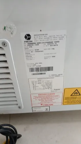 FREEZER VERTICAL 216l
