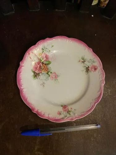 Antigo pequeno prato em porcelana England (ref:329)