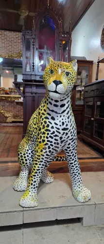 Decoração, escultura leopardo de madeira